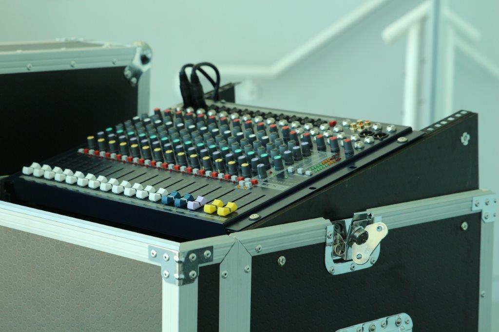 Rack case with console 2