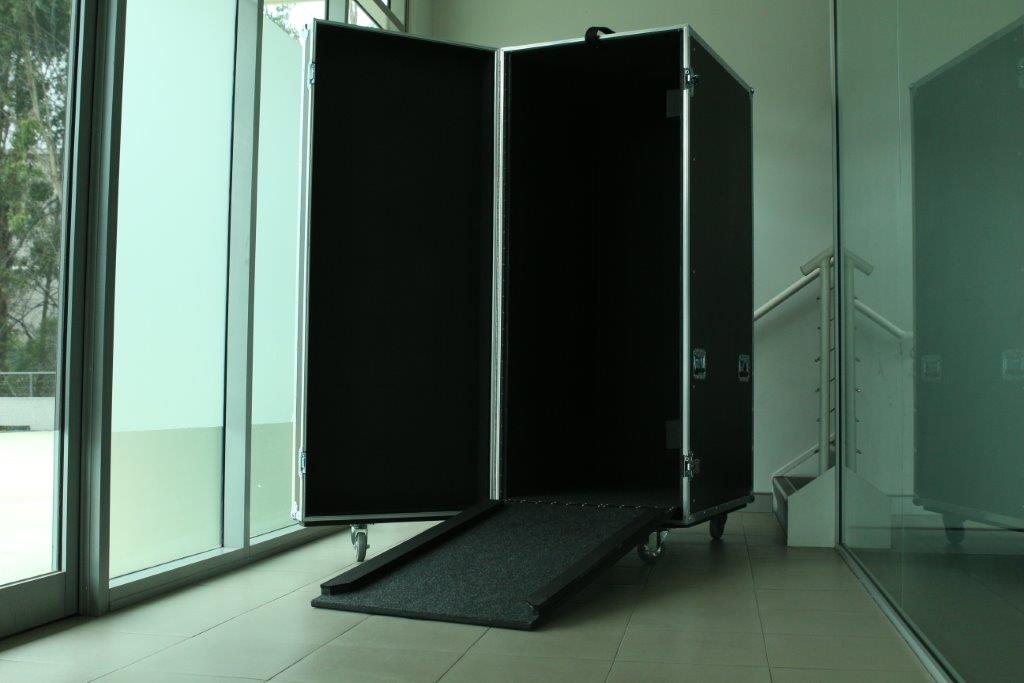 Road Case With Built In Ramp 1