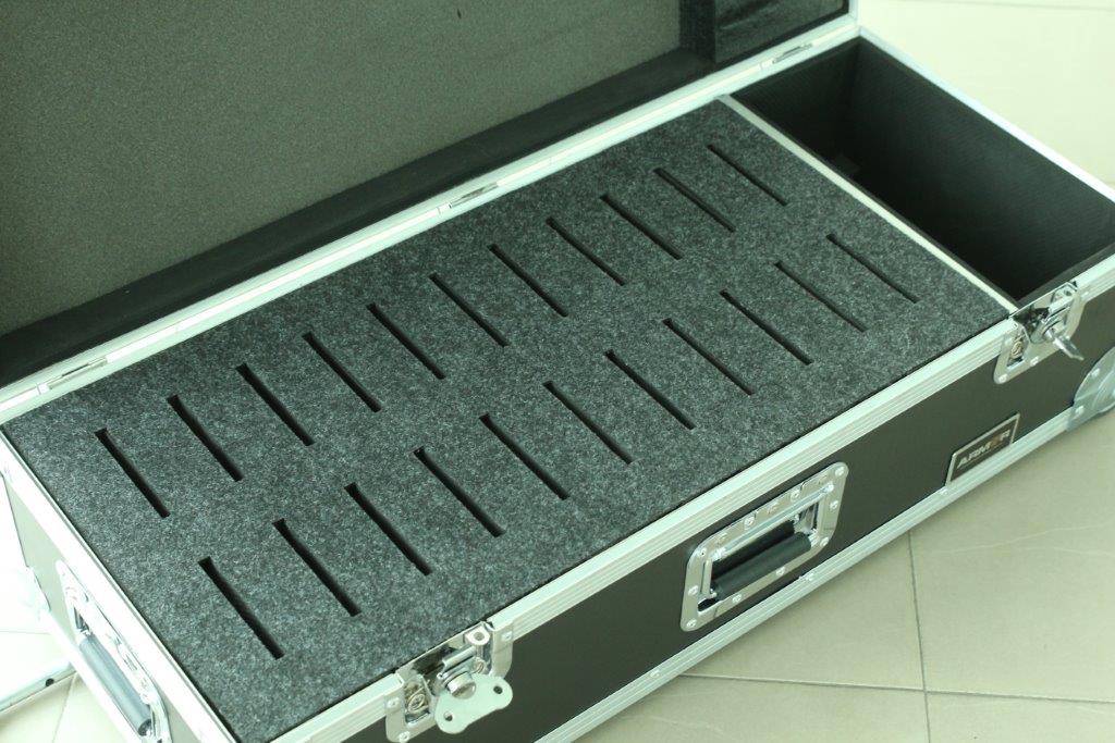 Road Case with Pull out handle 3