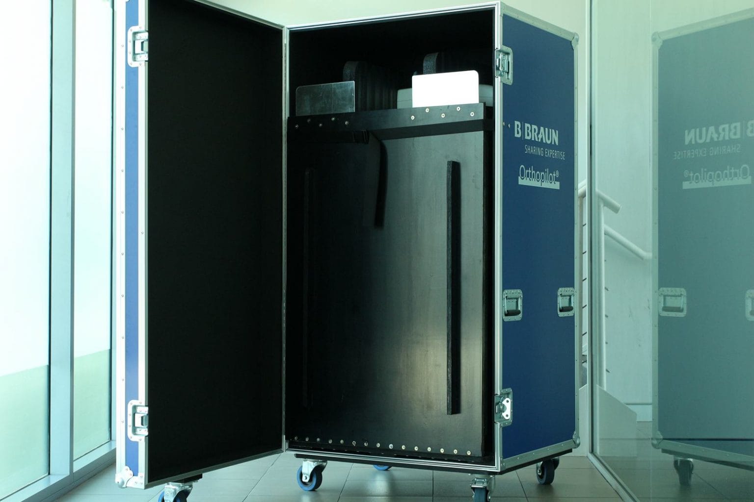 Road Case for Medical Instrument on Cart Armor Road Cases