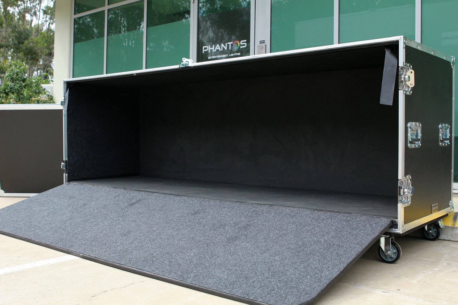 road cases for gymnastic air mat 2