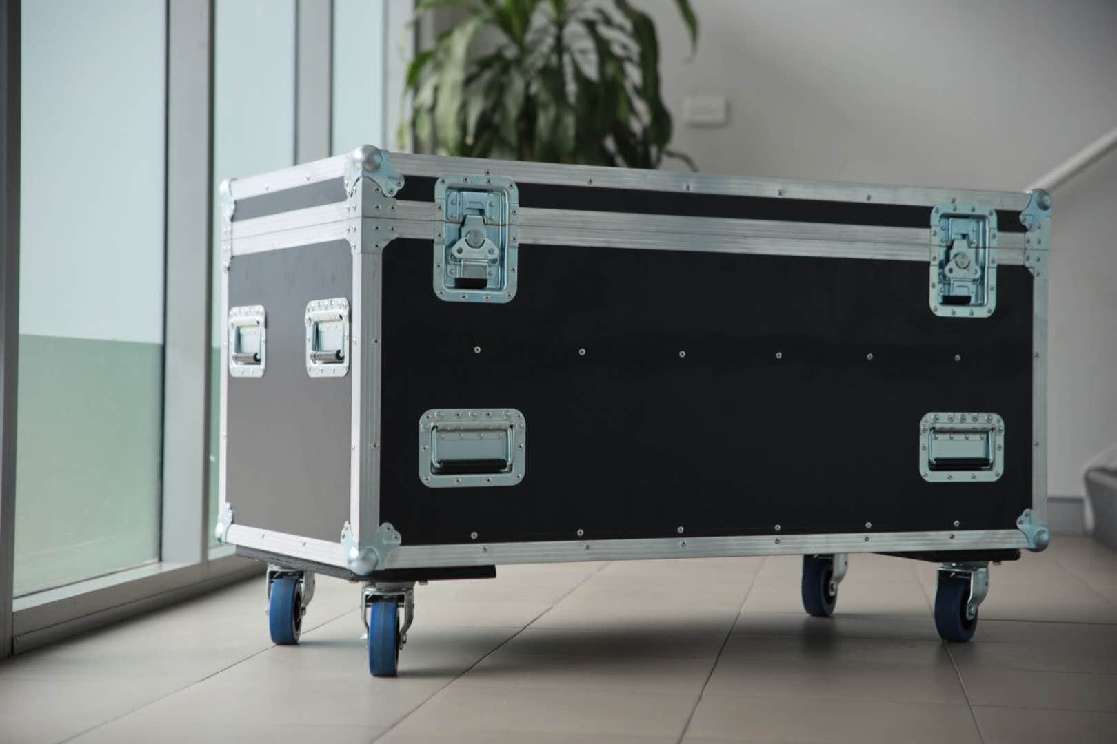 chauvet pro q40 panel road case