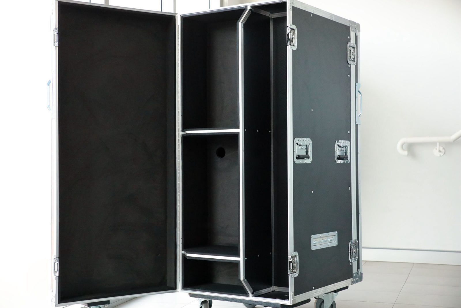church av storage case