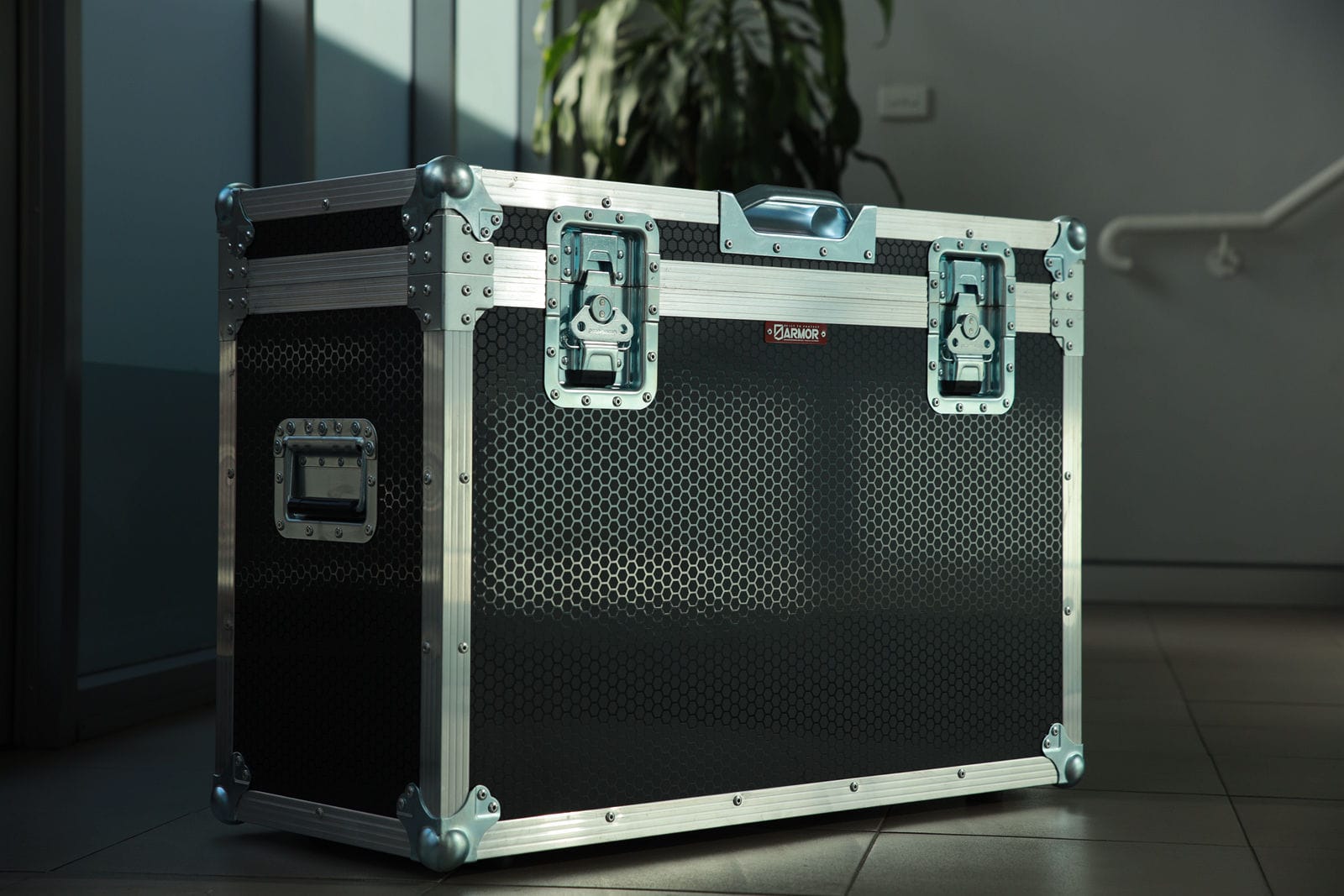 flight case for AFTRS gemini litepanel road case