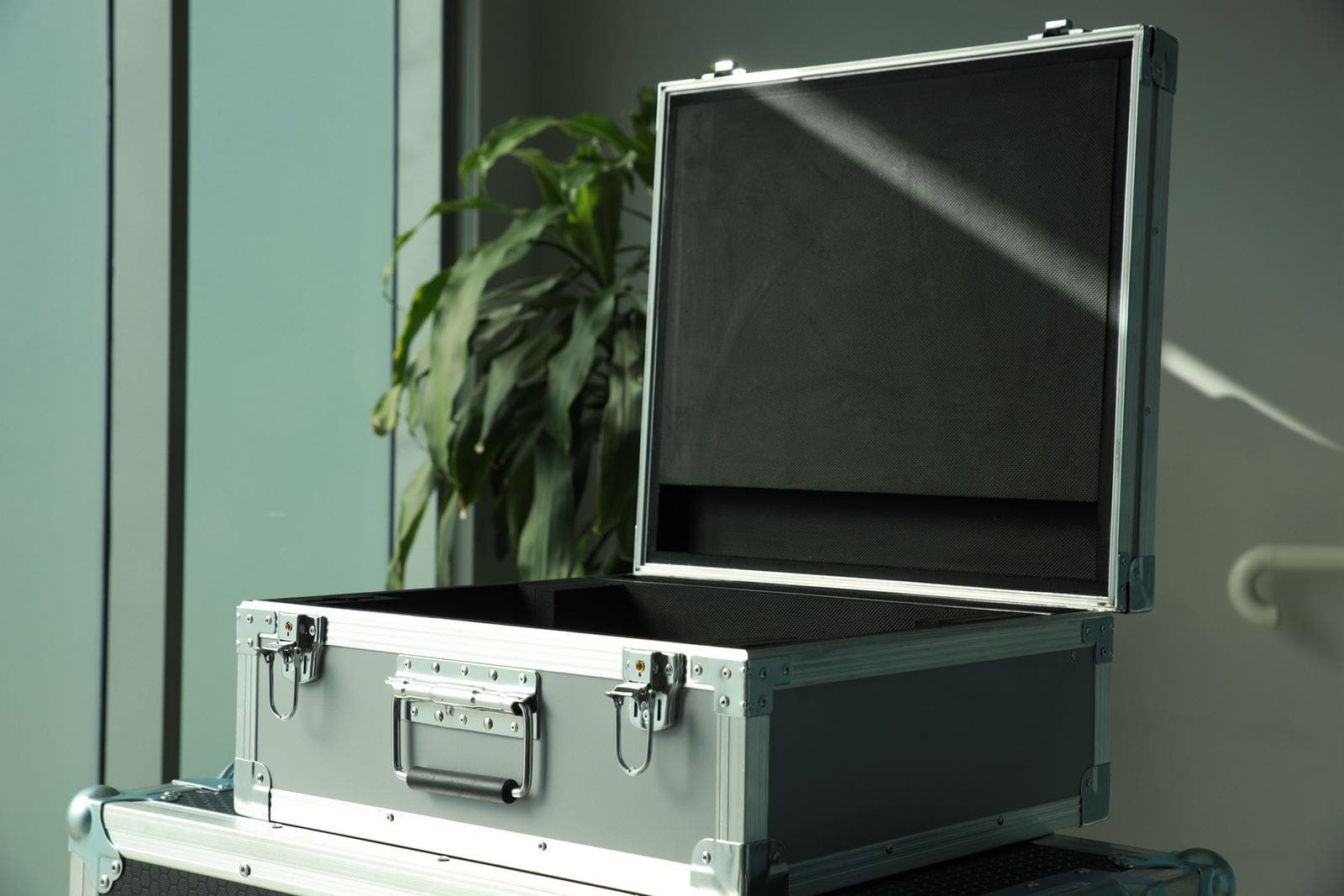 lightweight medical carry case