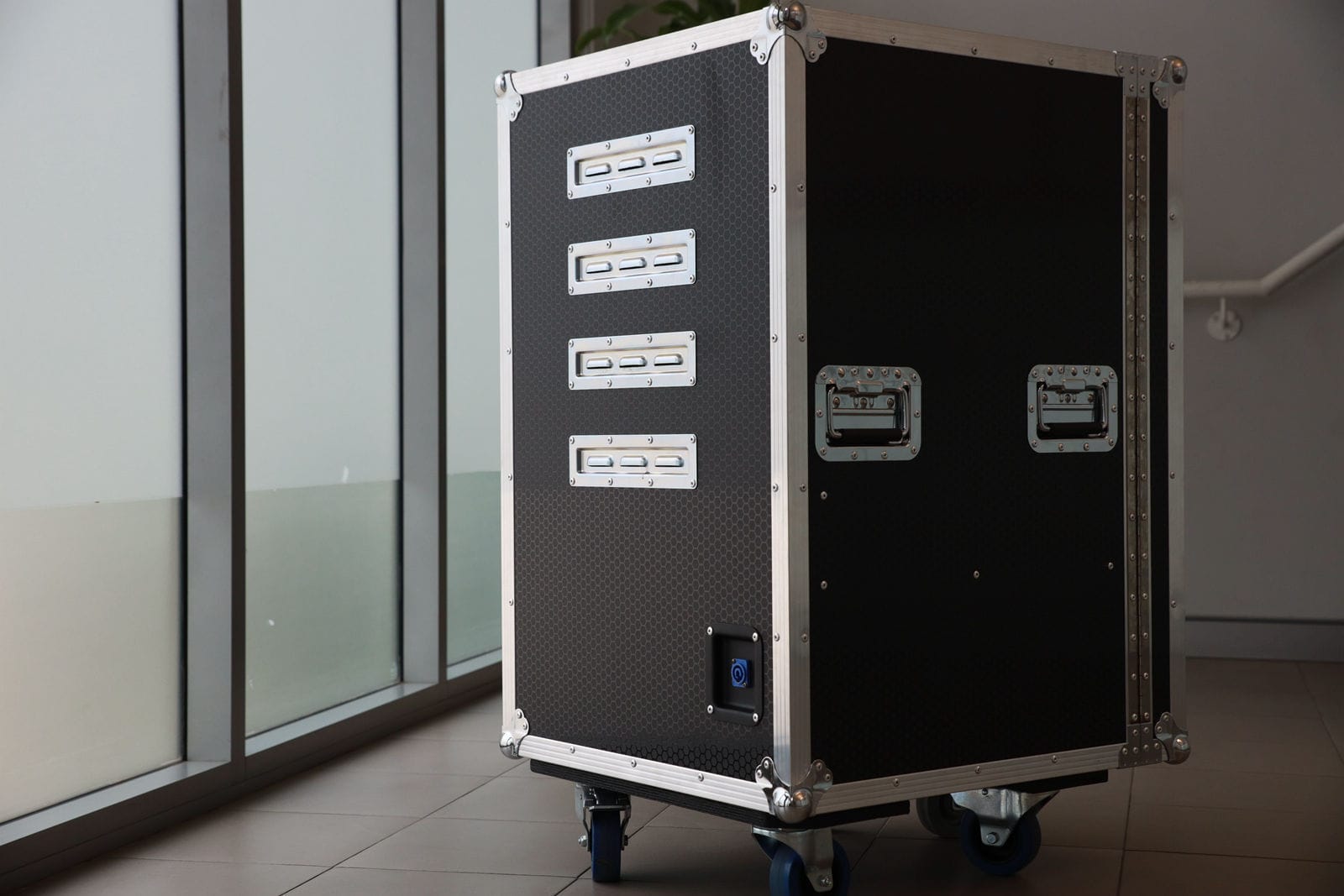 F5 mobile charging station