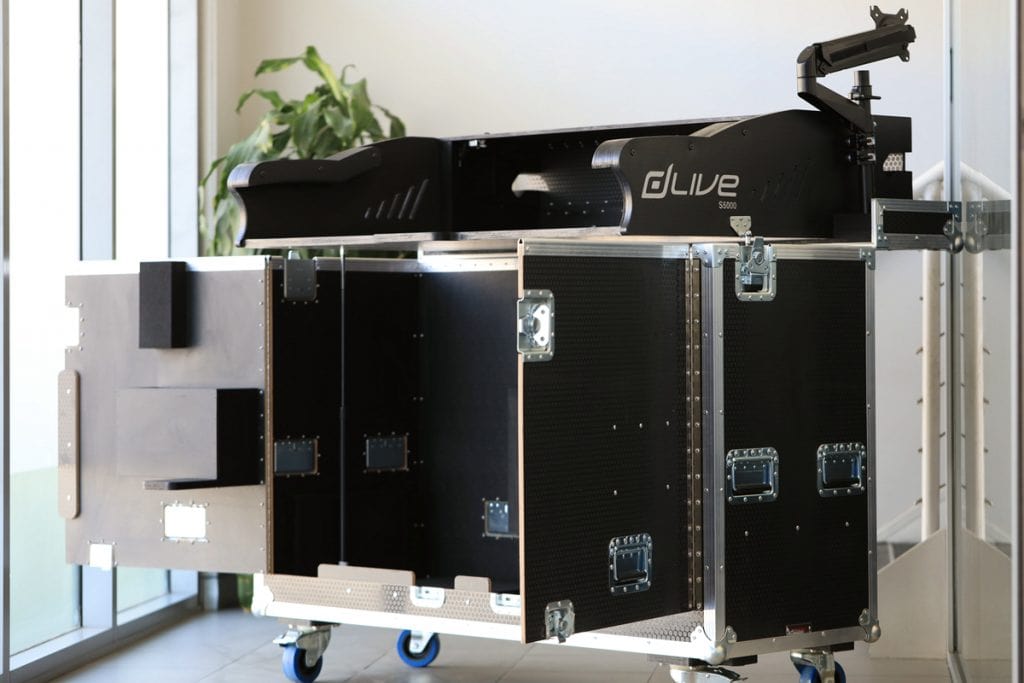 flip up audio console case