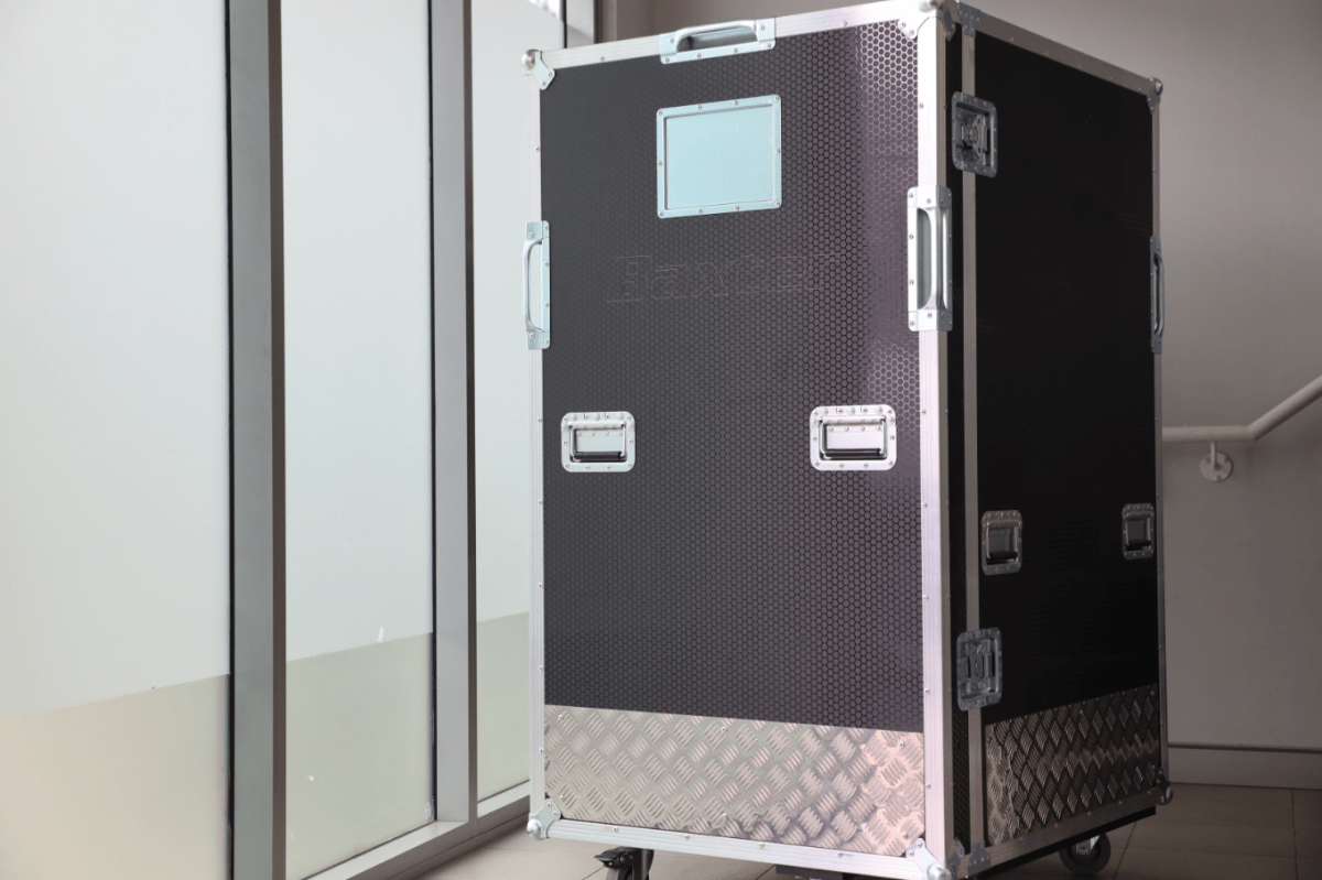 Improved transport case for medical device AK-98 - baxter