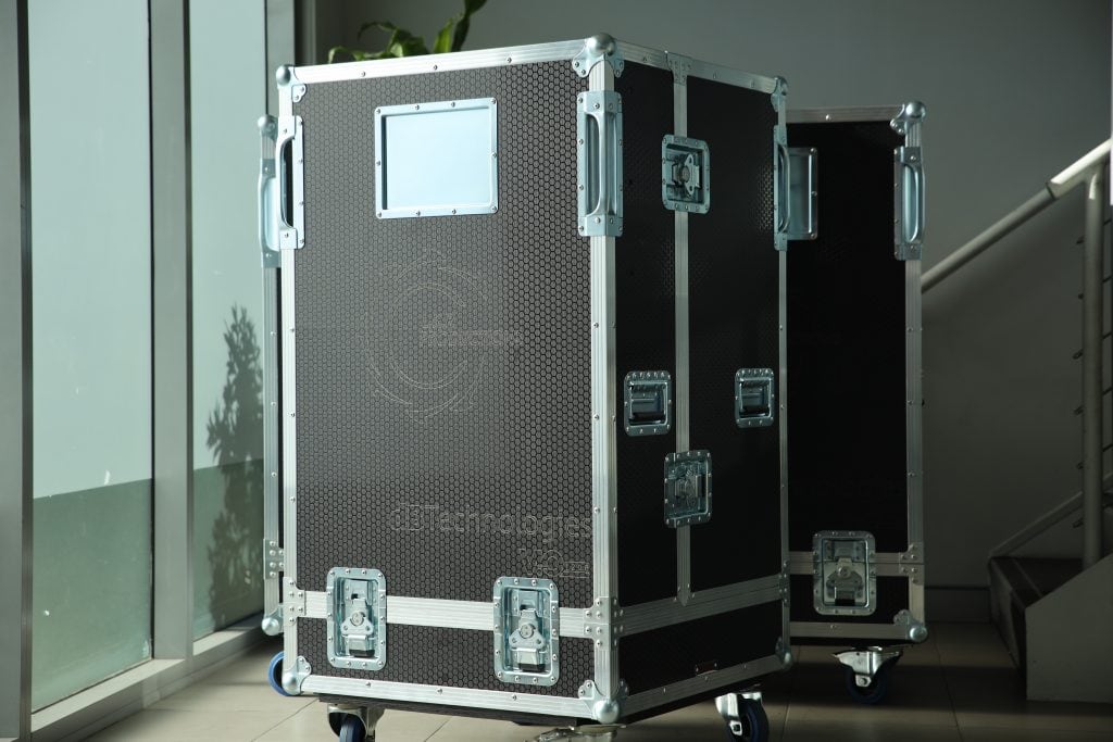 db technologies vio l208 speaker case 3