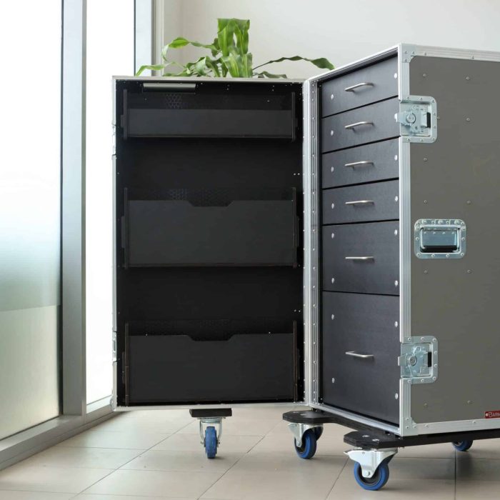 Drawer case with pockets3 utility drawer case